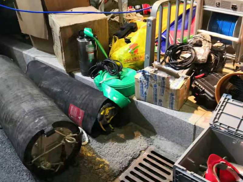 余杭管道疏通、清洗 通马桶 通水池 通厕所 通浴缸